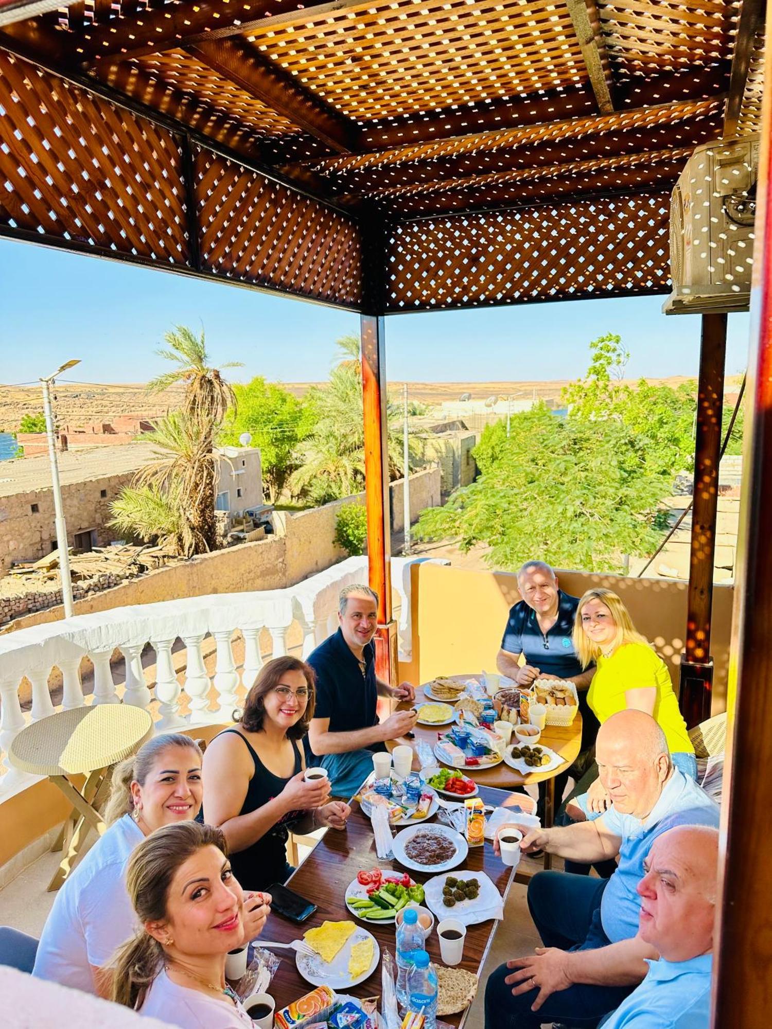 Abu Simbel Nubian Guest House Esterno foto